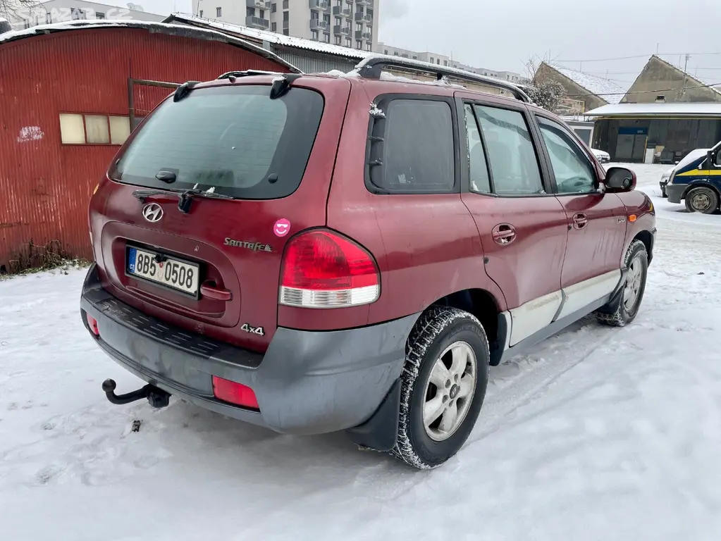 Hyundai Santa Fe 2.0 CRDi 4x4 - fotka 2