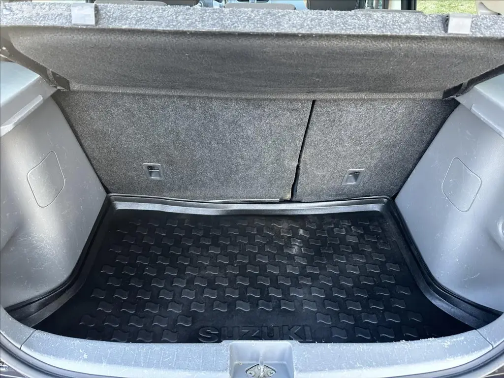 Suzuki SX4, 1,6 4x4 STYLE - fotka 5