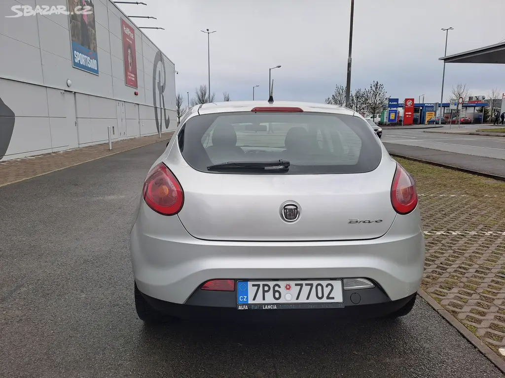 Fiat Bravo, 1.9JTD 88KW ZACHOVALÉ,PĚKNÉ - fotka 6