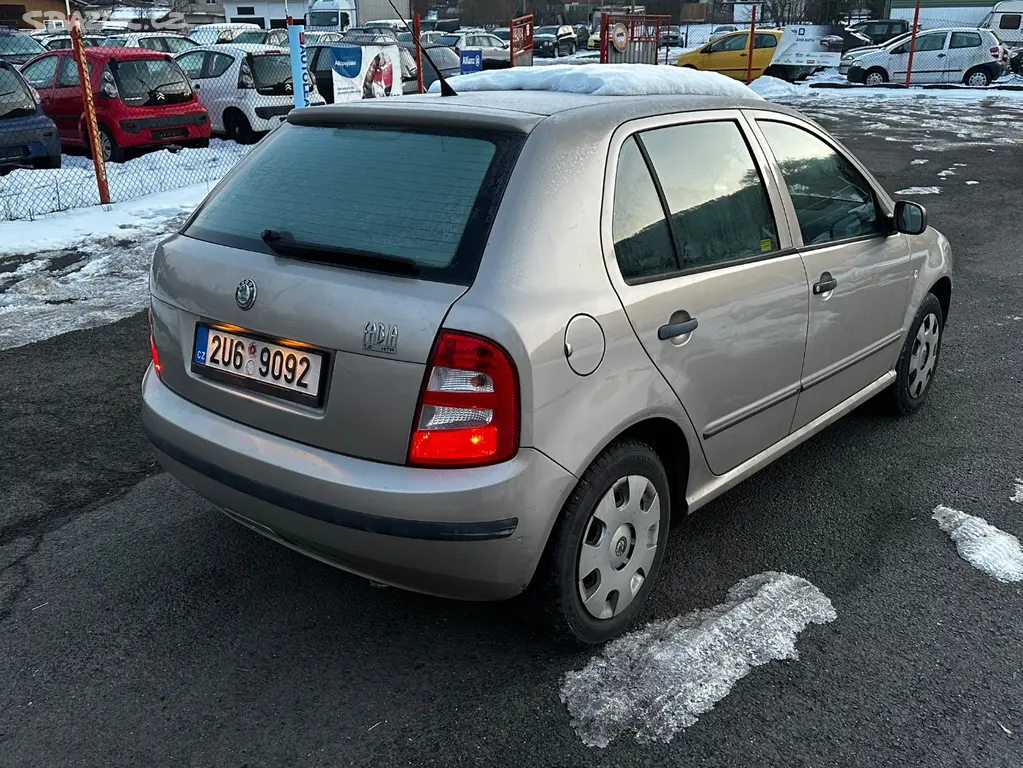 škoda fabia 1.2i, r.2004, původ čr, serviska, stk - fotka 3