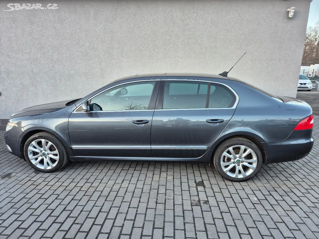 Škoda Superb 2,0 TDI 125KW DSG Kůže Xenon 149999Kč - fotka 3