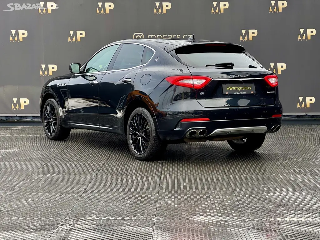 Maserati Levante, GranLusso Q4, 3.0iV6 257kW, ČR - fotka 5
