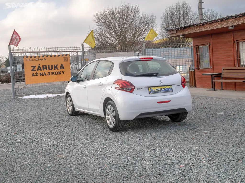 Peugeot 208 ČR 1.6HDI 55KW PO SERVISU - fotka 2