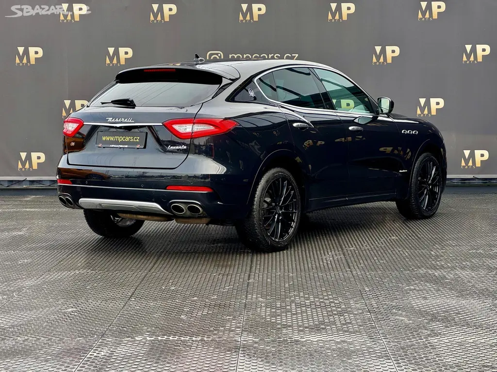 Maserati Levante, GranLusso Q4, 3.0iV6 257kW, ČR - fotka 4