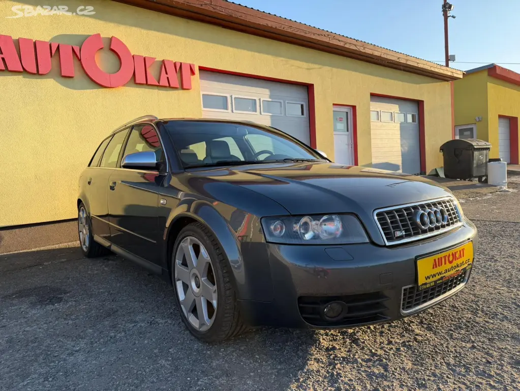 Audi S4 4.2 V8 344PS/Quattro/Manuál/1MAJ/94tisKM