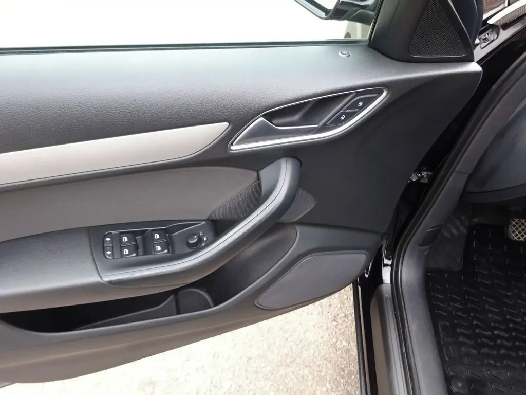 Audi Q3 2.0 TDI r.v.2013 (103 kw) Koupeno v ČR - fotka 6