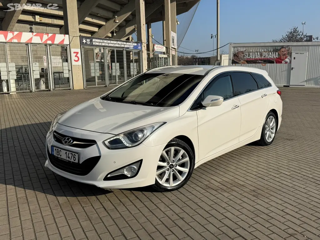 Hyundai i40, 1.7CRDi, 100kw L+Z Pneu