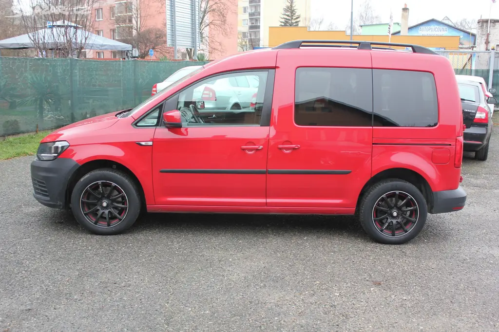 Volkswagen Caddy, 1.4 TGI, 81 kW, koupeno v ČR - fotka 4