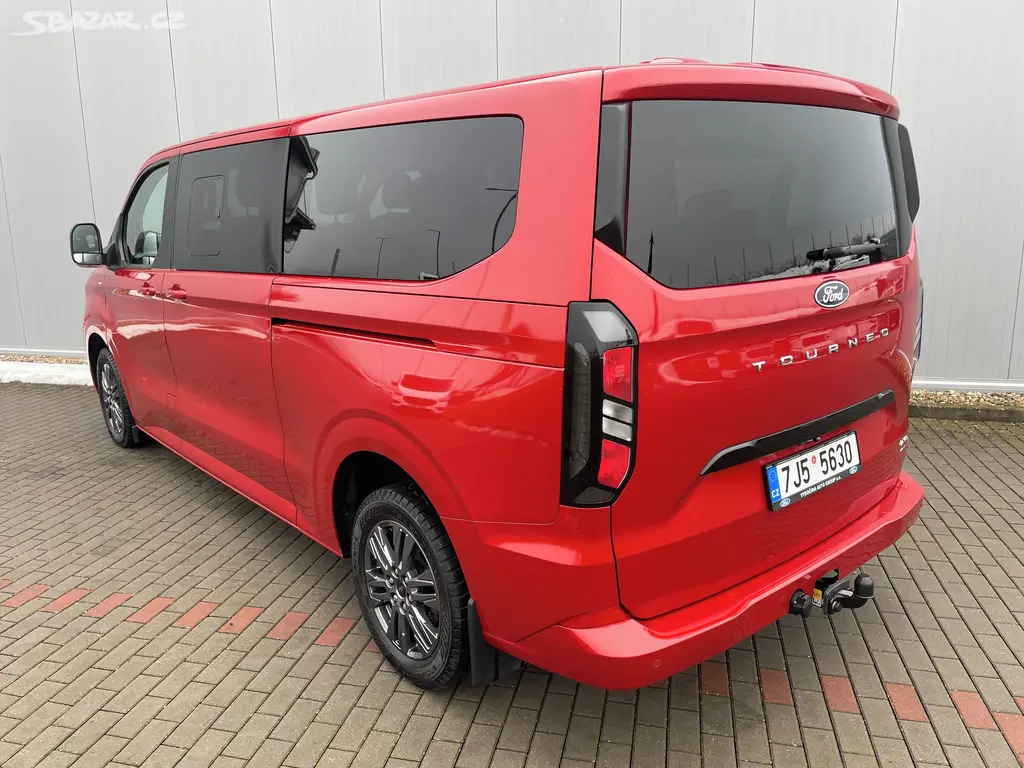 Ford Tourneo Custom, 2.0 EcoBlue 125 kW AWD L2 TIT - fotka 2