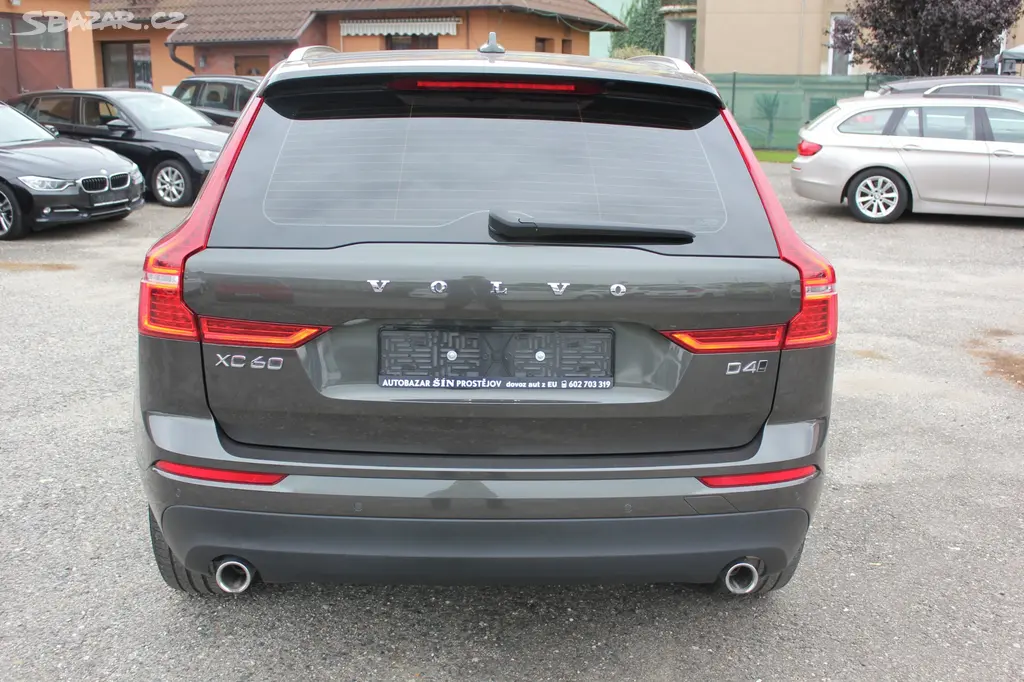 Volvo XC60, 2.0 D4 AWD, MOMENTUM - fotka 6