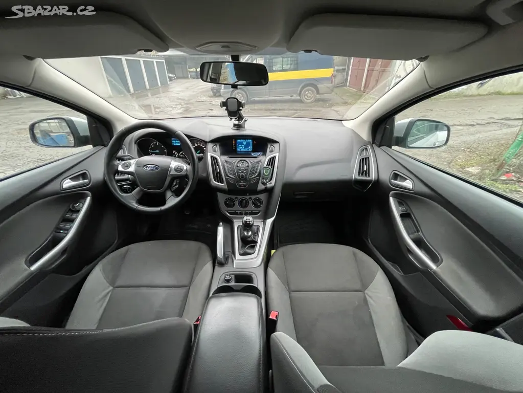 Ford Focus 1.6 TDCi - fotka 5