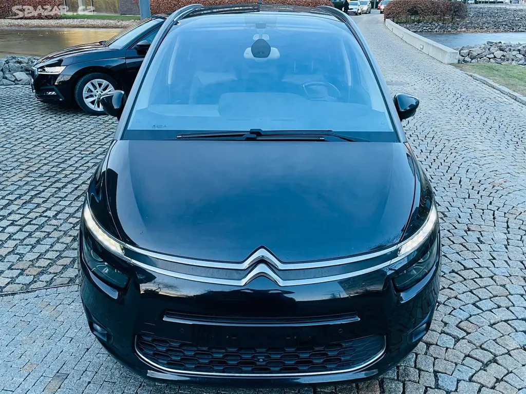 Citroën Grand C4 Picasso, 2.0HDi AUT 7MÍST VÝHŘEV KAMERY - fotka 6