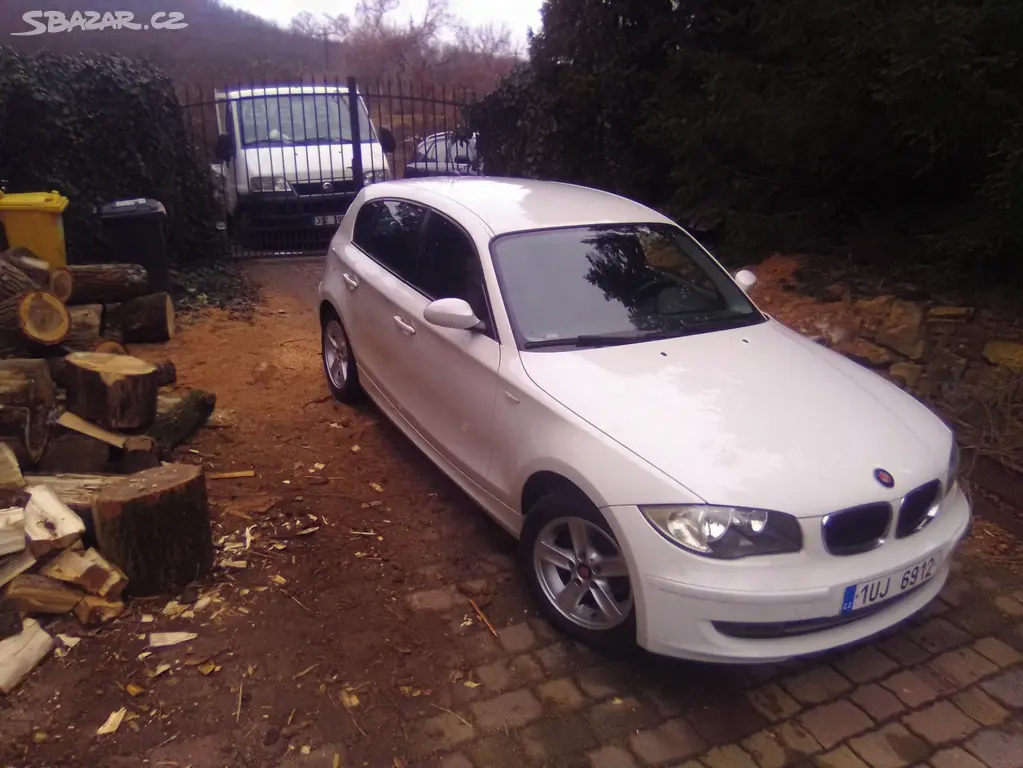 BMW 116i - fotka 2