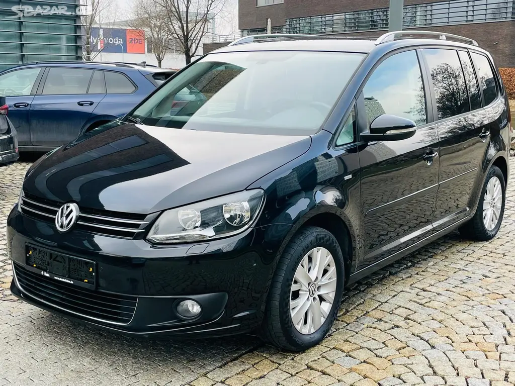 Volkswagen Touran, 1.4TSI VÝHŘEV SERVISKA TAŽNÉ - fotka 4