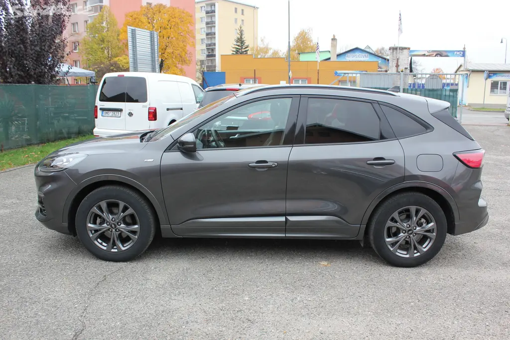 Ford Kuga, 1.5 EB, ST LINE, 45 tis. km!!! - fotka 4
