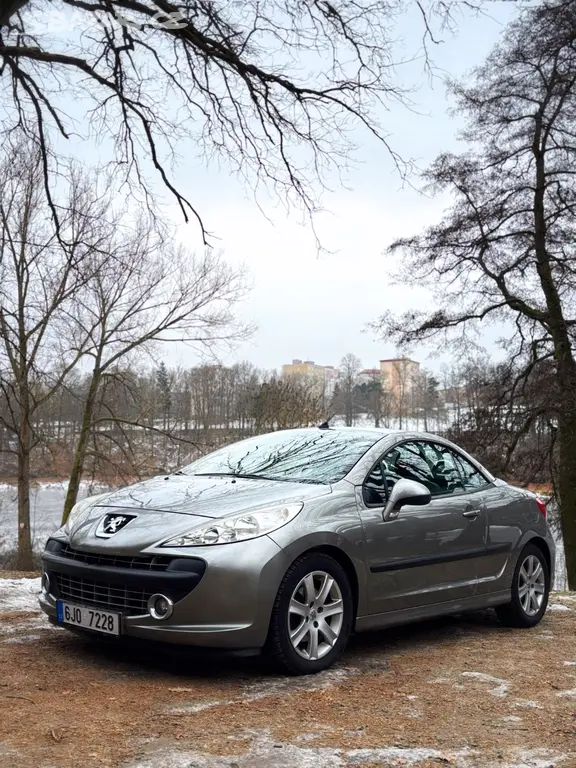 Peugeot 207 CC CABRIO AUTOMAT - fotka 3