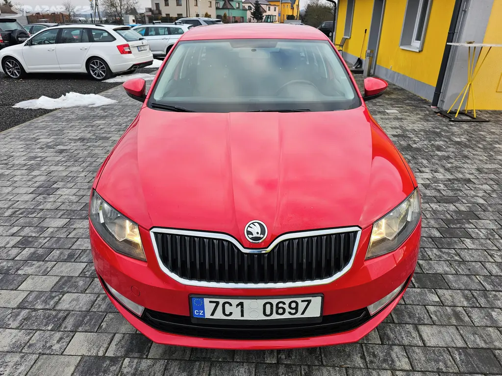 Škoda Octavia, 1.6 TDI 81 KW Ambition Fresch - fotka 2