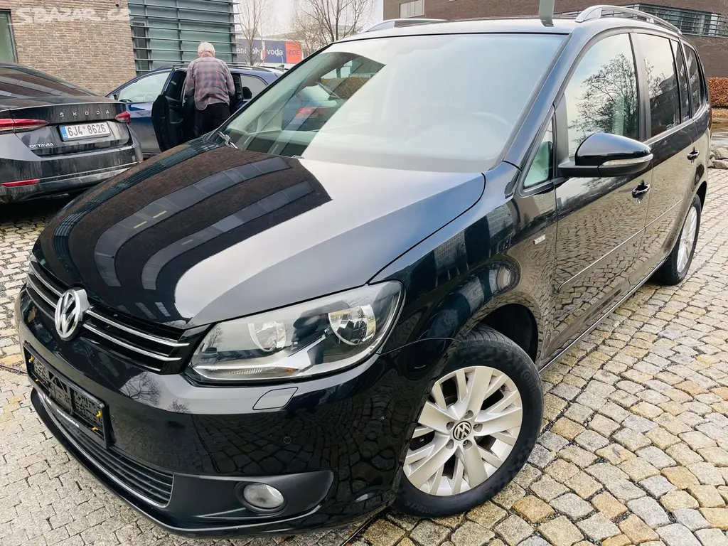Volkswagen Touran, 1.4TSI VÝHŘEV SERVISKA TAŽNÉ - fotka 2