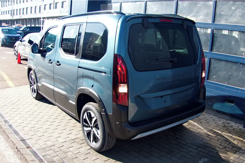 Peugeot Rifter, GT BlueHDi 130 S&S EAT8 - fotka 2