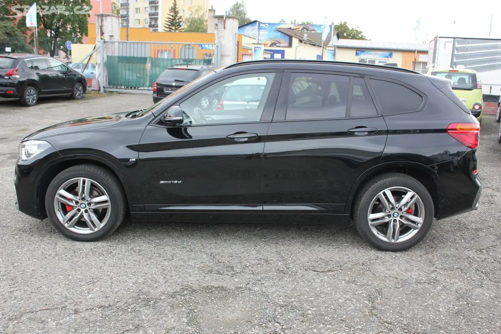BMW X1, 18D sDrive, M-paket, servis - fotka 4