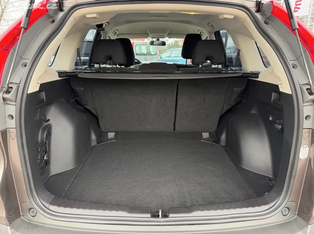 Honda CR-V 2.0 i-VTEC Comfort benzín 114kw - fotka 4
