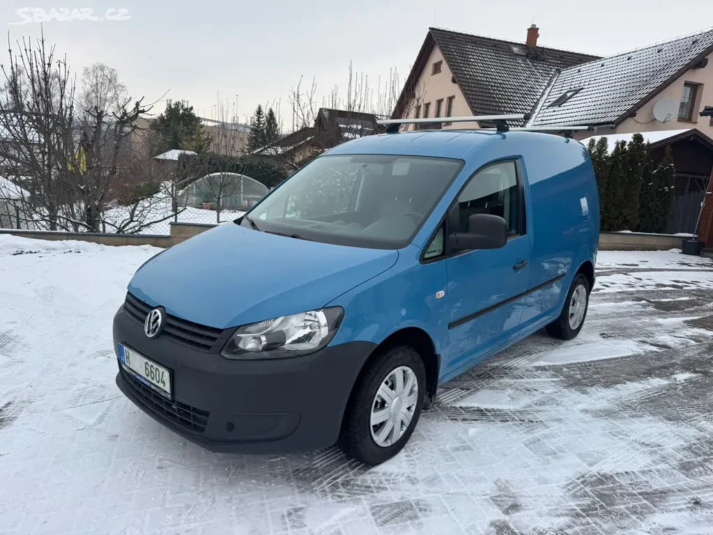 Volkswagen Caddy 1,6 TDi klima tažné 104tis.km