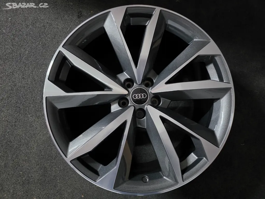 Audi Q7 SQ7 Alu kolo 21 4M0601025BP 1 Ks