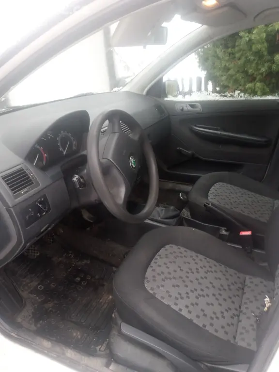 Škoda Fabia 1.2 HTP, Stk 8/27 - fotka 4