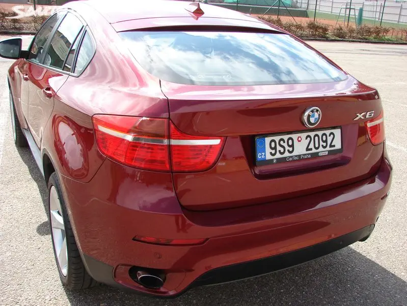 BMW X6, X6 35i X DRIVE r.v.2009 (225 KW) SERVISKA - fotka 4