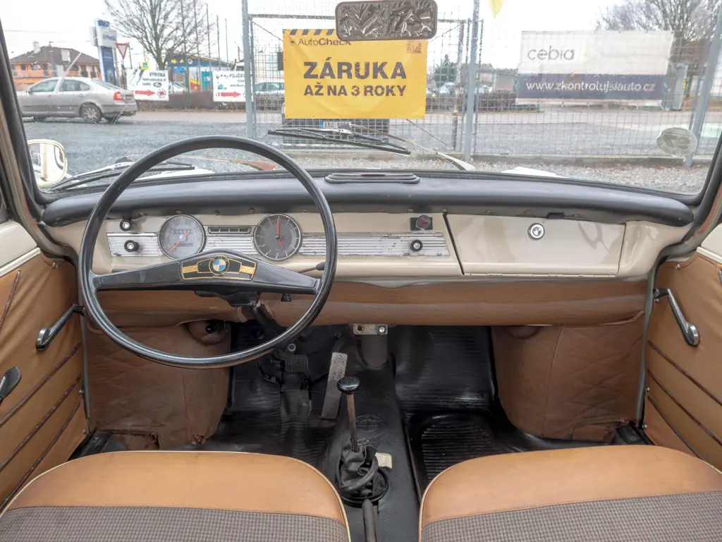 BMW 700 LUXUS - rok 1965 - fotka 6