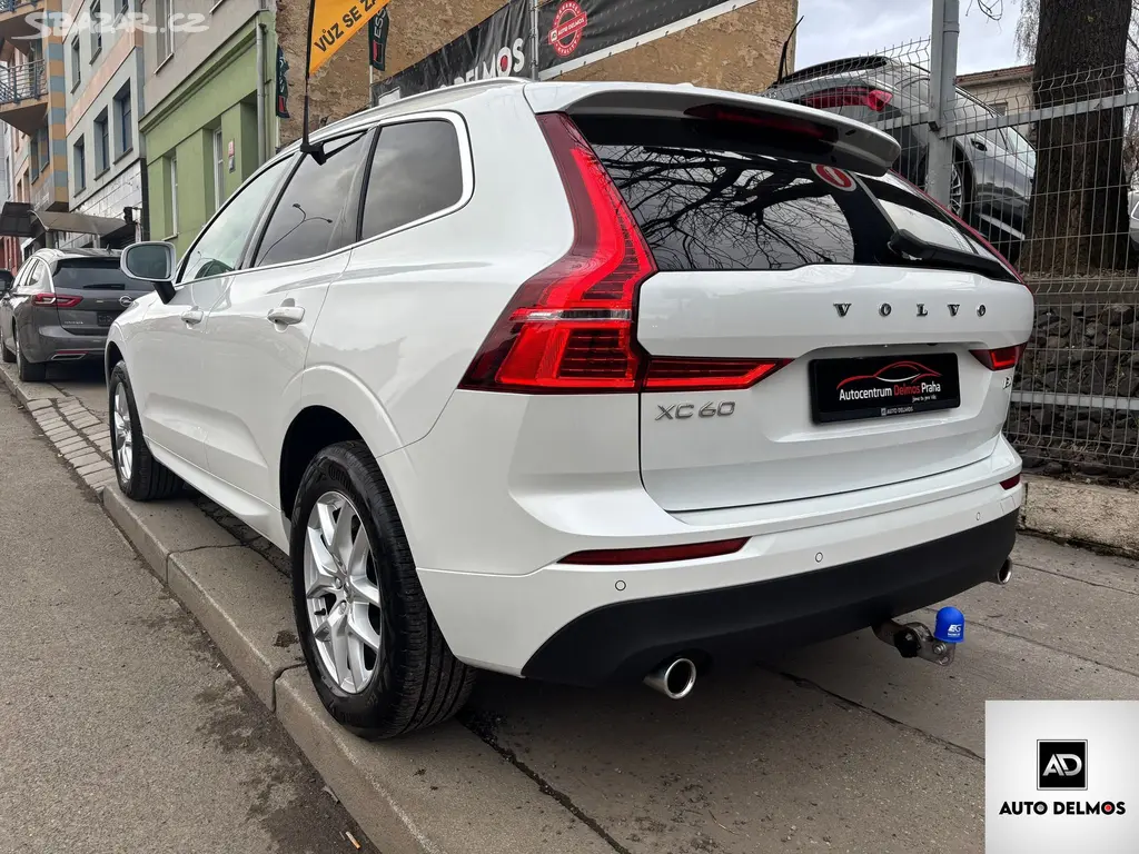 Volvo XC60, D4/2021/1MAJ.AT,TAŽ,MOMENTUM P - fotka 3