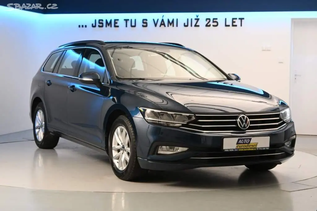 Volkswagen Passat, 2.0 LED ACC Kamera Masáž Tažné - fotka 4