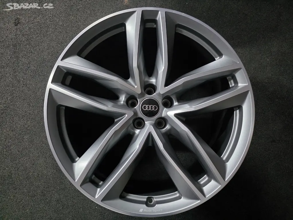 Audi Q7 SQ7 Alu kolo 21 4M0601025AJ 1 Ks