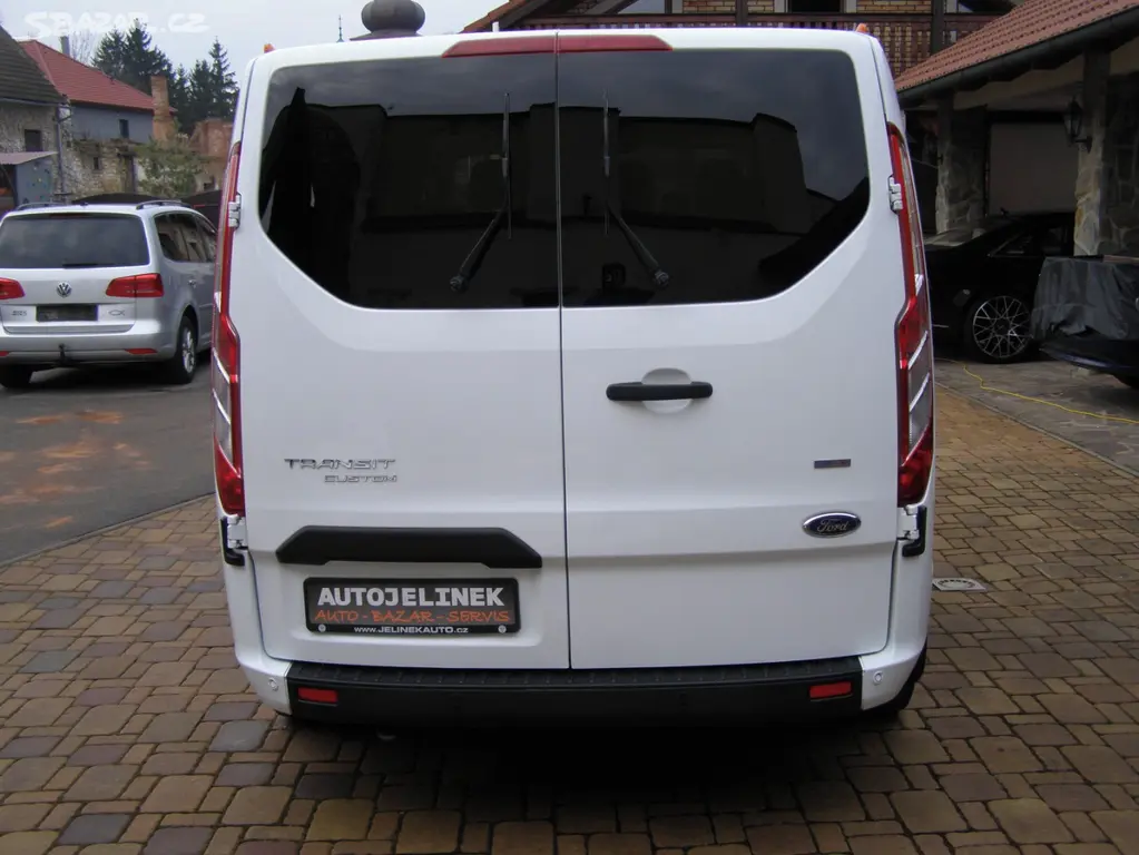 Ford Transit Custom 2.0TDCI 2018 MINIBUS 1 majitel - fotka 4