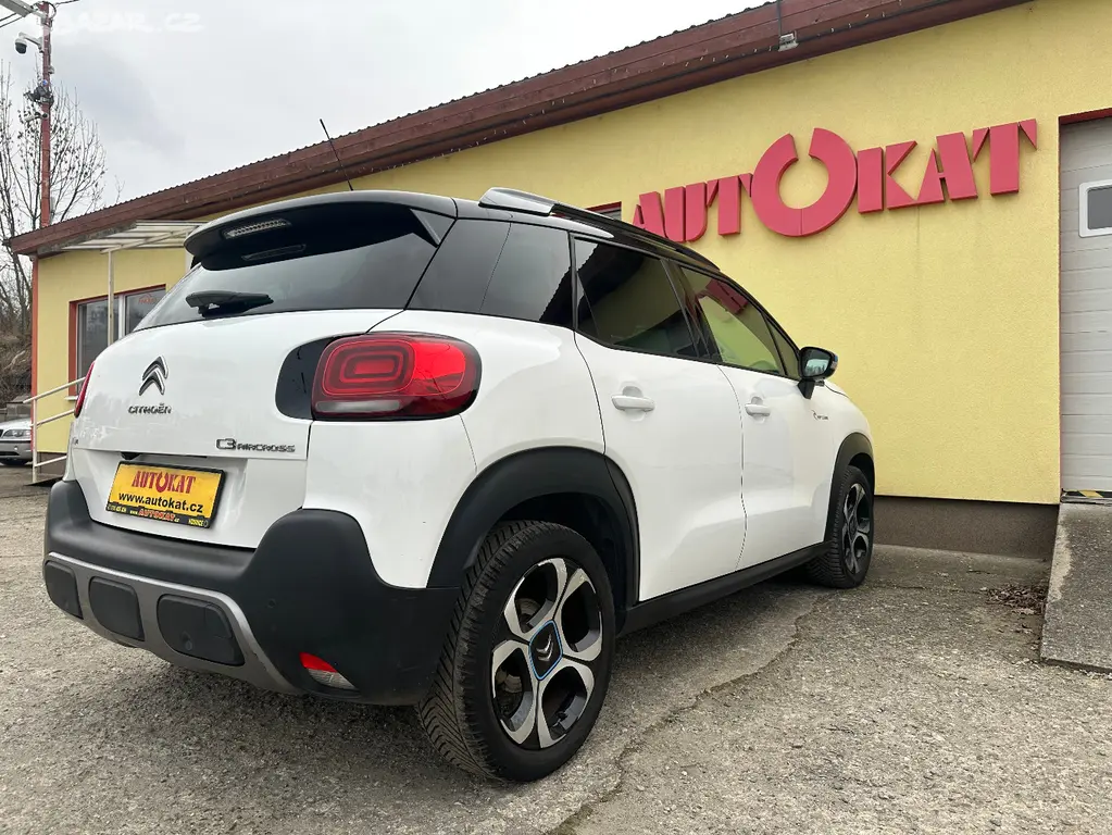 Citroën C3 Aircross 1.2i 81kW/Rip Curl/1MAJ/NAVI - fotka 3
