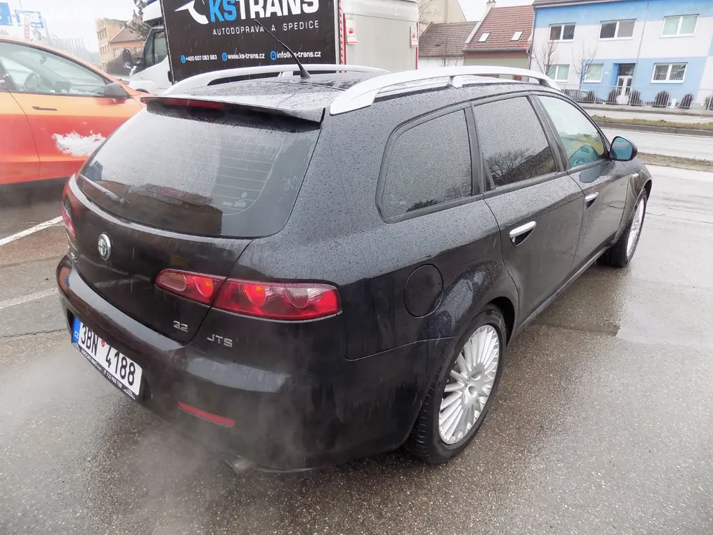 Alfa Romeo 159 3.2 JTS 191 KW Q4 SPORTWAGON - fotka 3