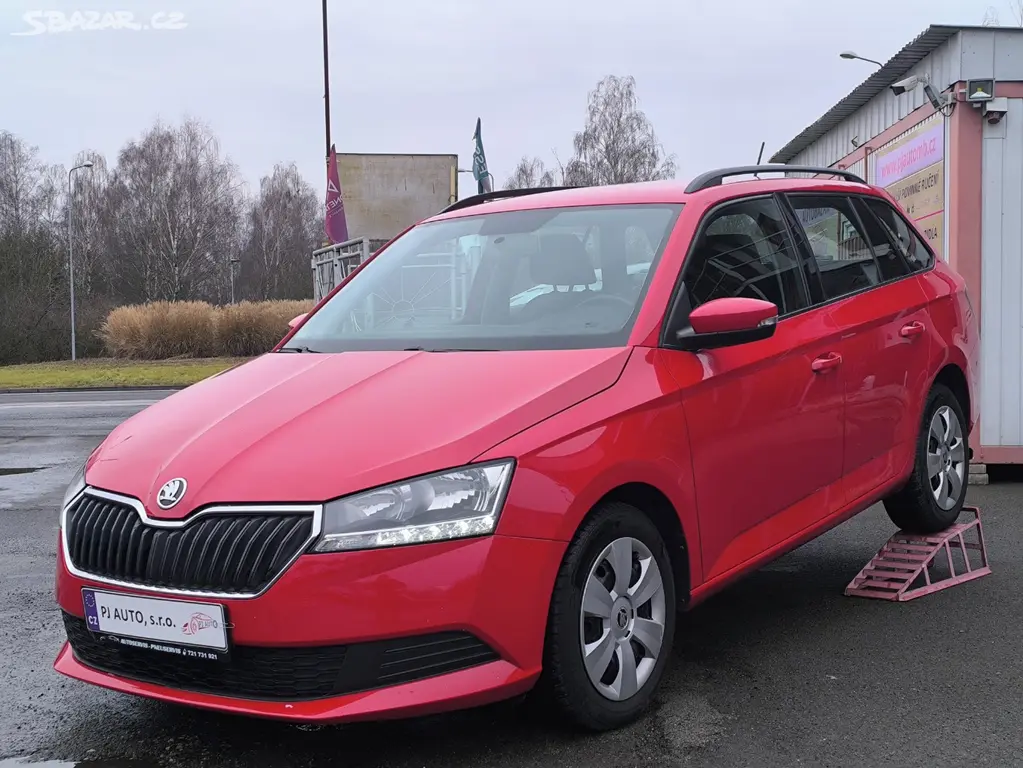 Škoda Fabia 1.0 TSi 70kW Klima,2majitel,ČR původ - fotka 2