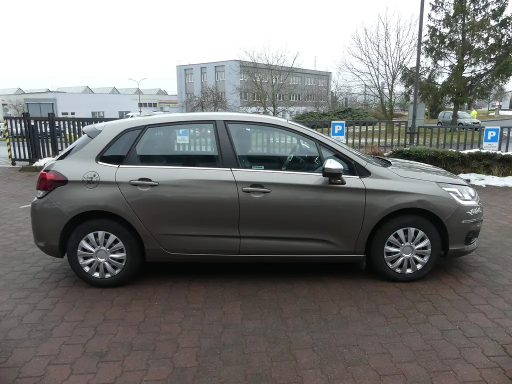 Citroën C4, 1,2 PureTech 110 MAN5 - fotka 4