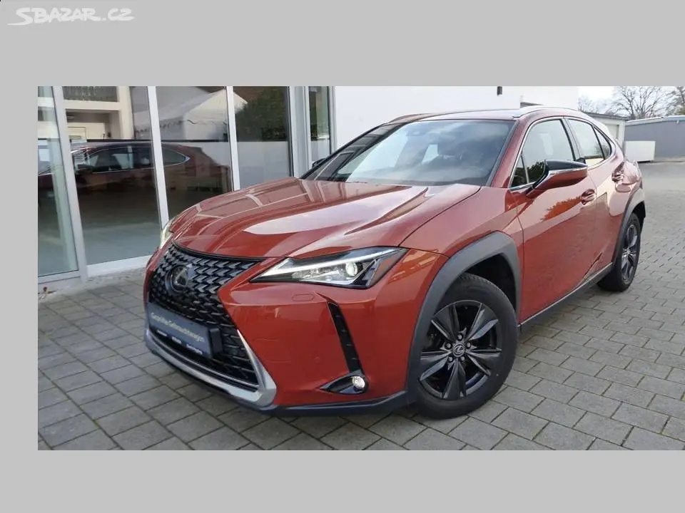 Lexus UX 200 Launch Edition 4x2 - 171 PS - fotka 3