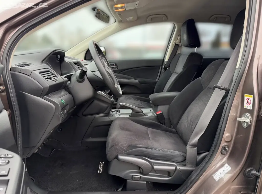 Honda CR-V 2.0 i-VTEC Comfort benzín 114kw - fotka 5