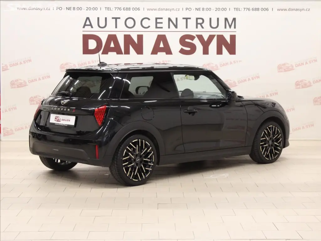 Mini Cooper, 2,0 150kW CZ TOP - fotka 4