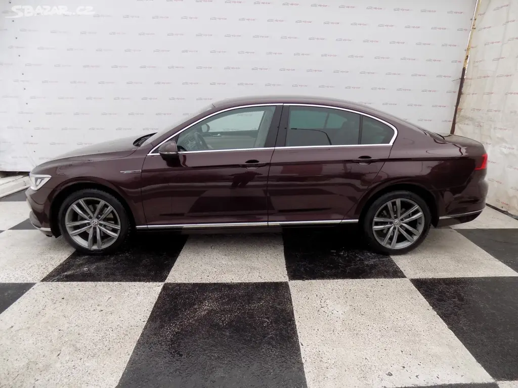 Volkswagen Passat, 2.0TDI/DSG/4x4/NAVI/LED/ČR/ - fotka 2