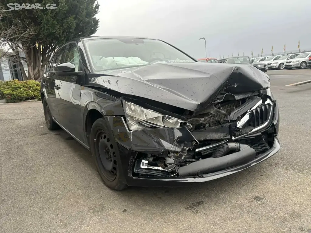 Škoda Scala, 1,0 TSi - fotka 3