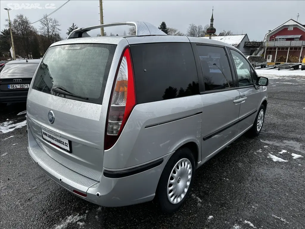 Fiat Ulysse, 2,0 JTD - 7 MÍST - 100kW - fotka 5