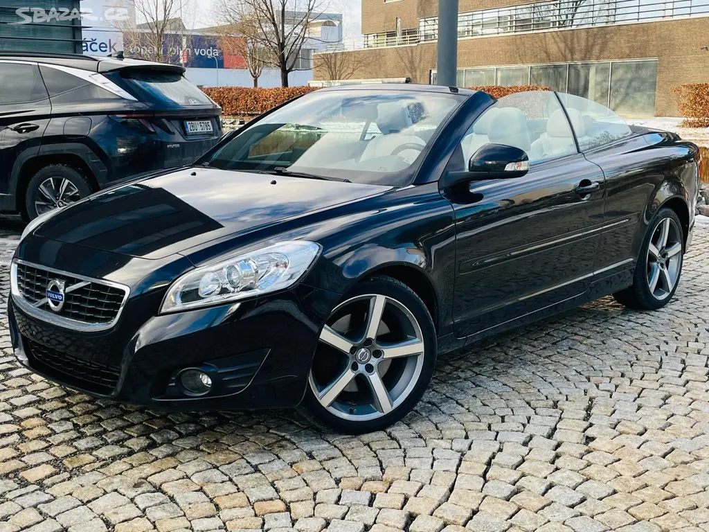 Volvo C70, 2.0 D3 5VÁLEC VÝHŘEV SERVISKA - fotka 3