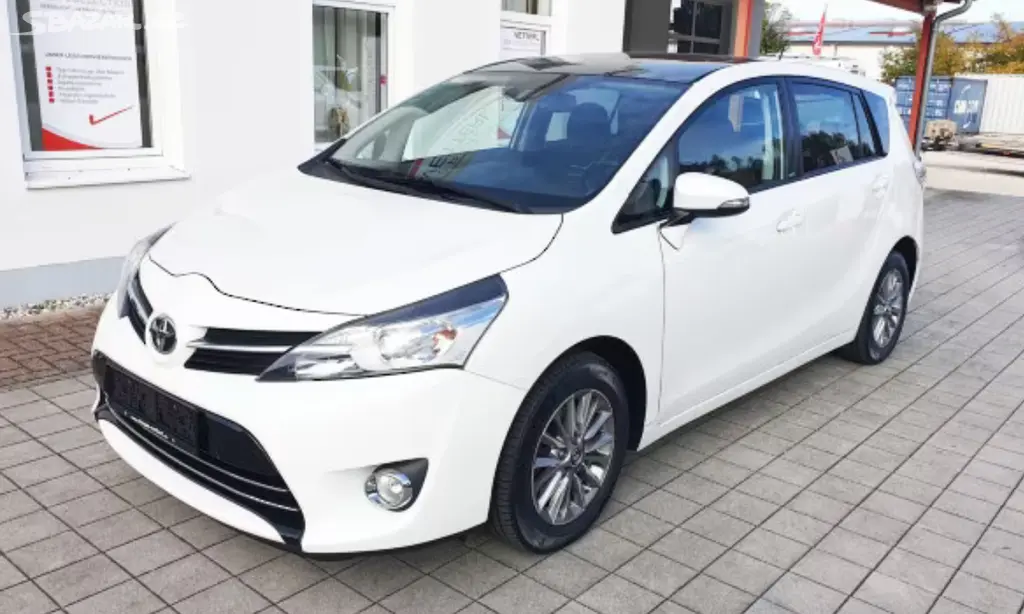 Toyota Verso 1.8i Edition S benzín 108kw - fotka 3