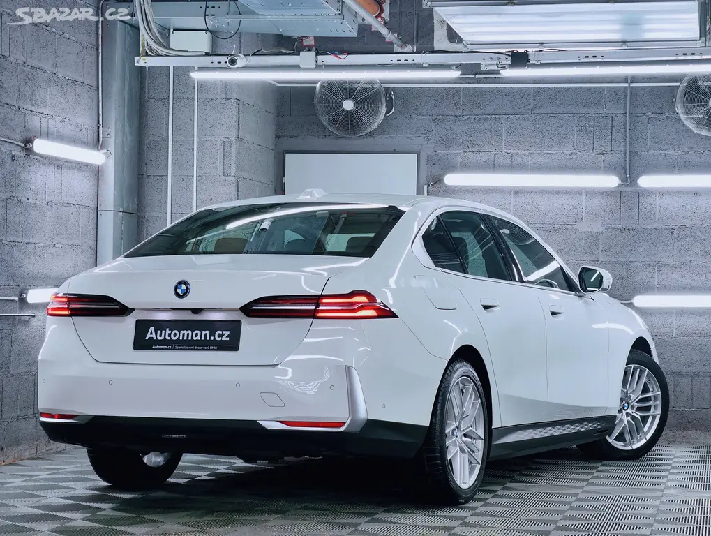 BMW Řada 5, 550ex|3.0|360kW|ACC|AdaptPodvo - fotka 3