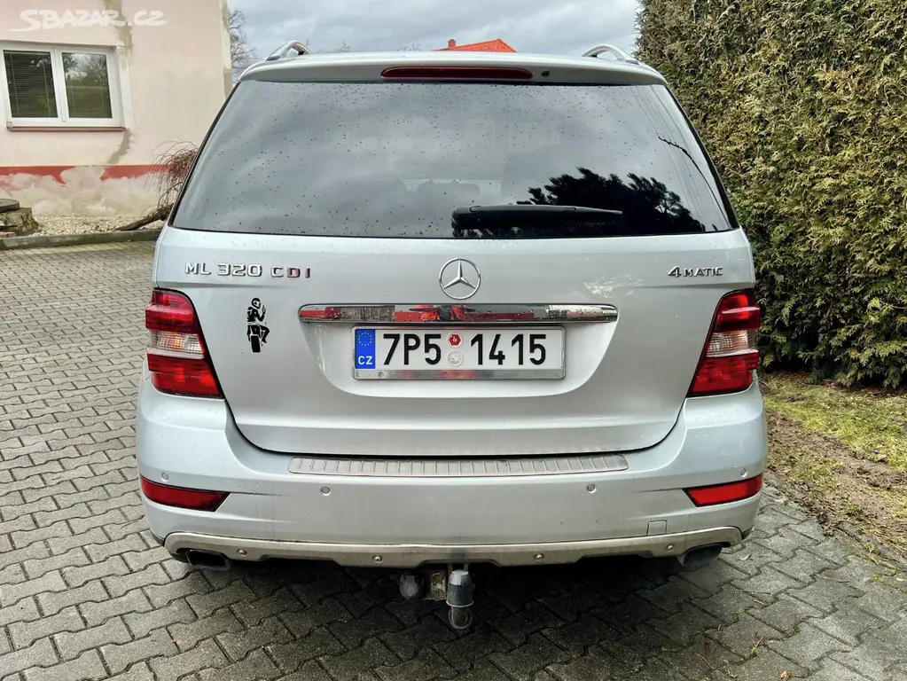 Mercedes-Benz Třídy M 320 CDI 4MATIC 7G-TRONIC - fotka 4