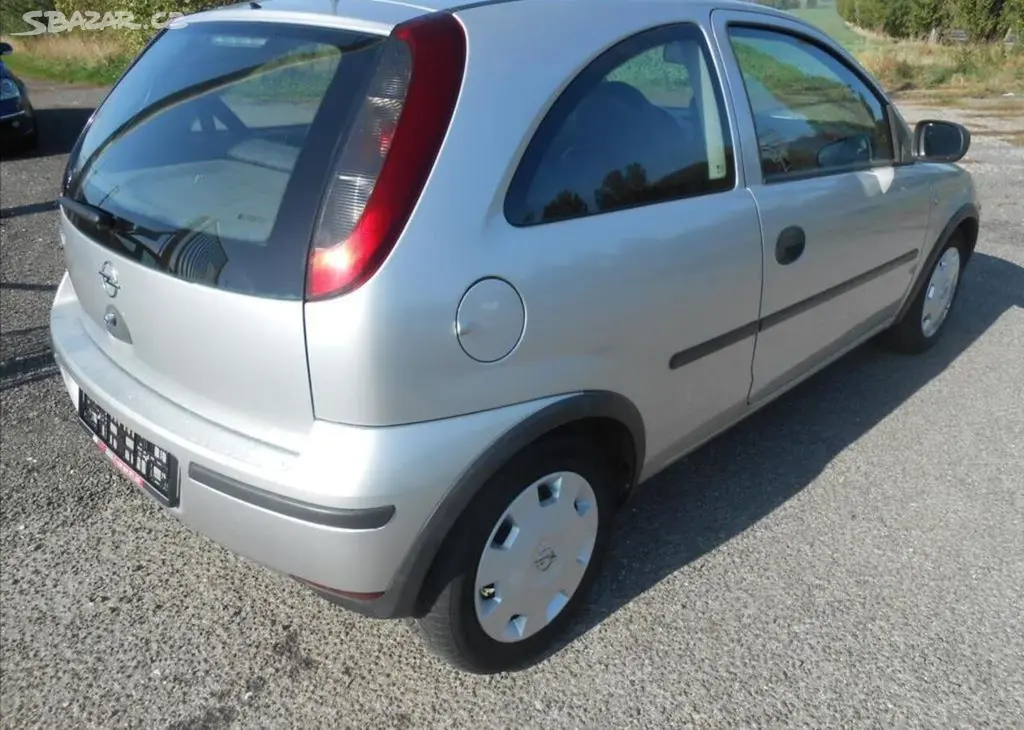 Opel Corsa 1,0 12V Enjoy Family Serviska benzín - fotka 4