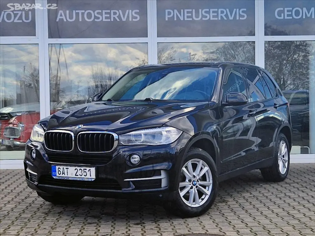 BMW X5, Xdrive 30D 7míst Serviska